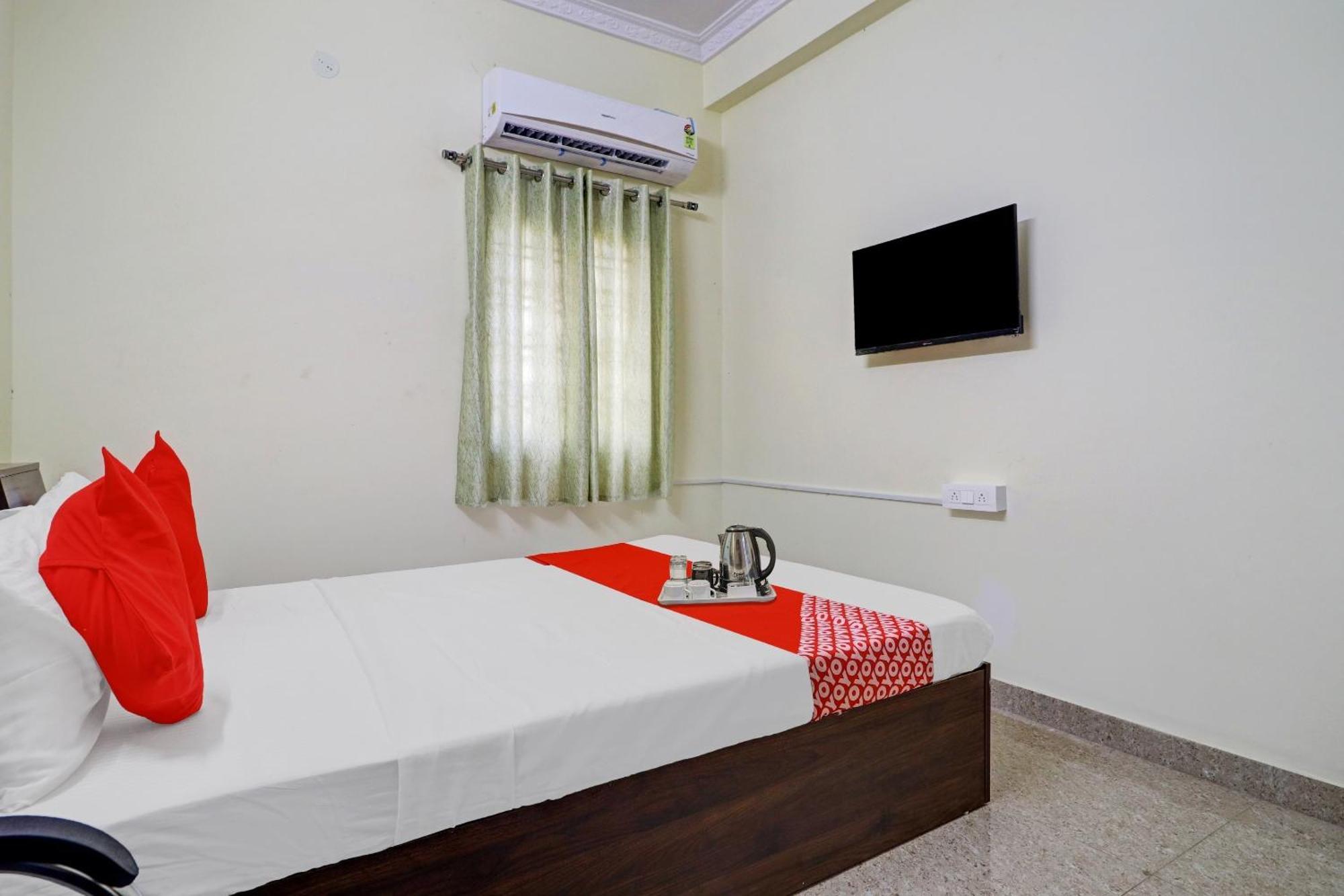 Hotel O S V Residency Kajaguda Near Gachibowli Hyderabad Ngoại thất bức ảnh